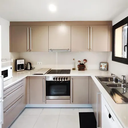 Casa Con Piscina En L'estartit בית נופש