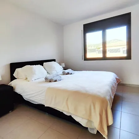 Casa Con Piscina En L'estartit * خيرونا