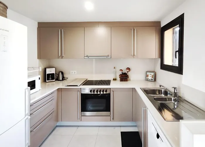 Casa Con Piscina En L'estartit בית נופש